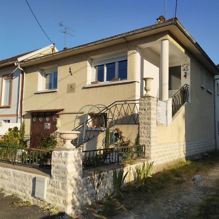 Chambre Marguerite, B&B Au 1Er- Villa Chaumonty Périgueux Eksteriør bilde