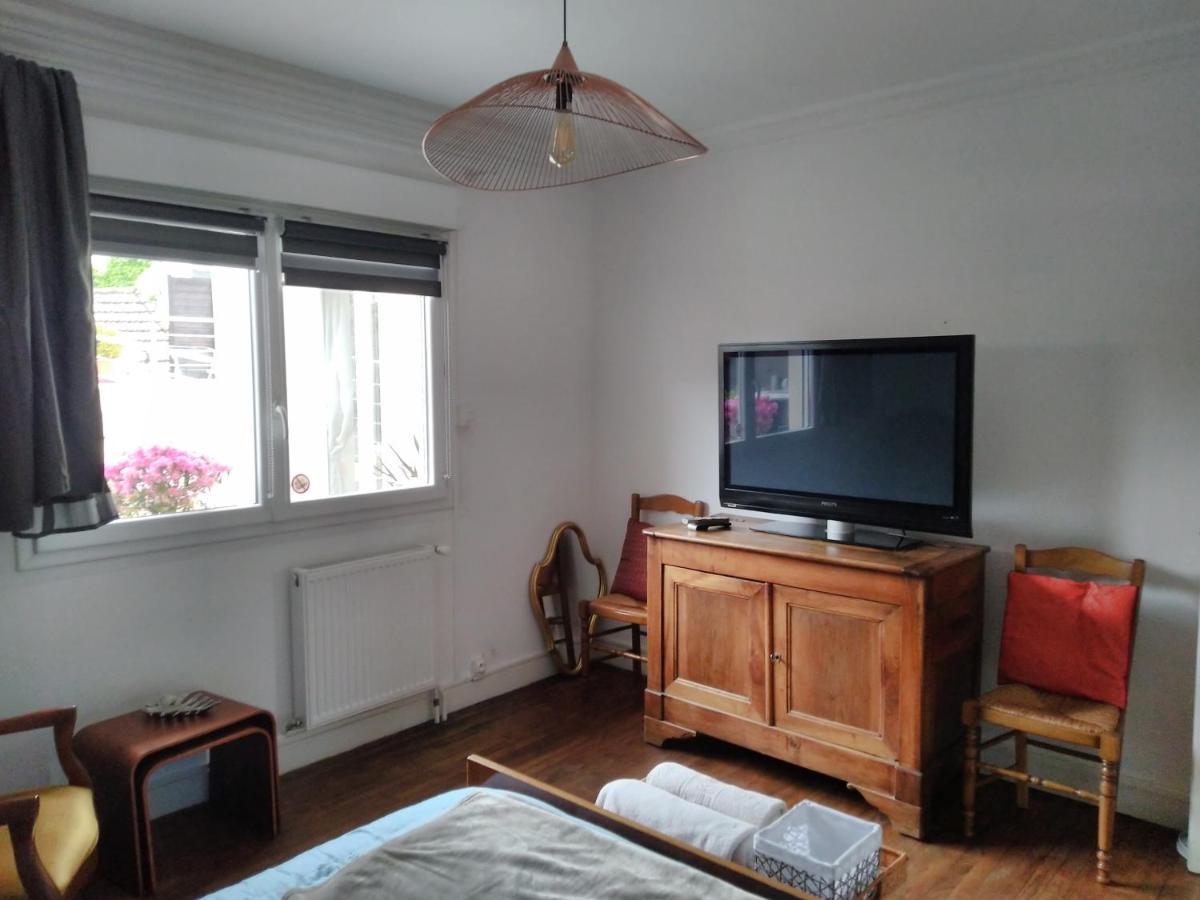 Chambre Marguerite, B&B Au 1Er- Villa Chaumonty Périgueux Eksteriør bilde